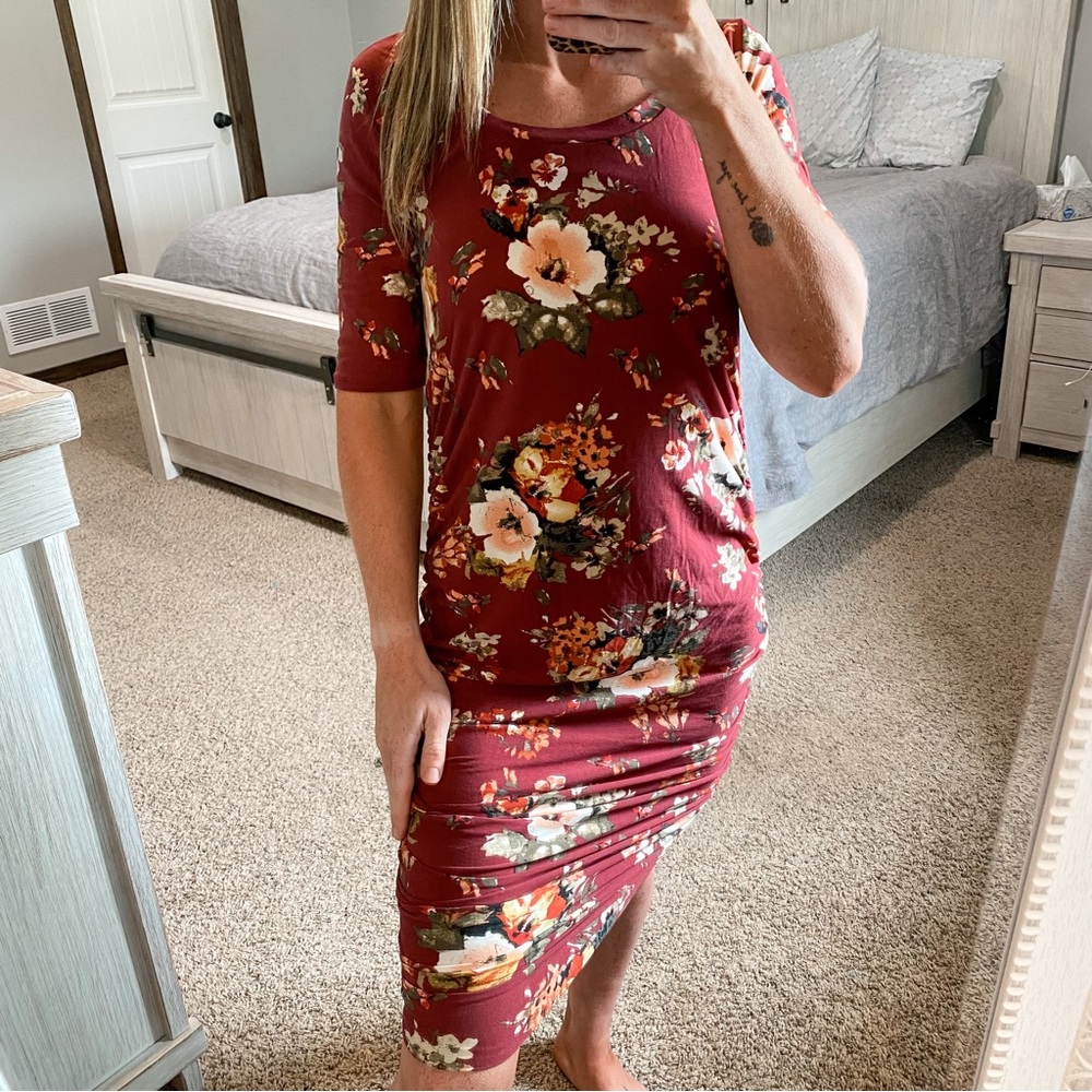 Mother Bee Maternity Burgundy & Floral Dress Size Medium